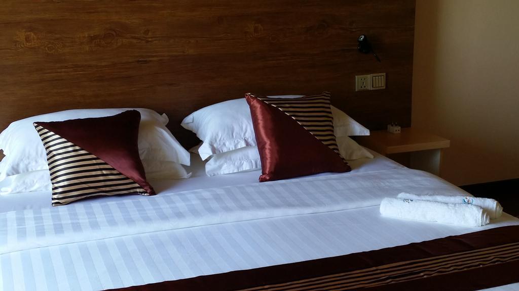 Seashore Beach Inn Maafushi Eksteriør billede
