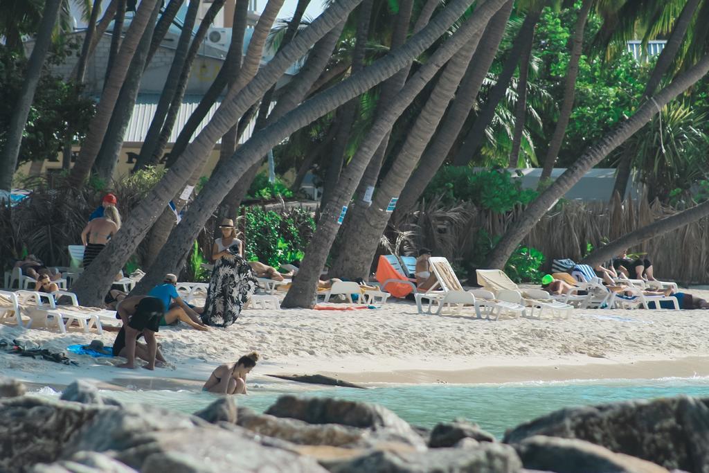 Seashore Beach Inn Maafushi Eksteriør billede
